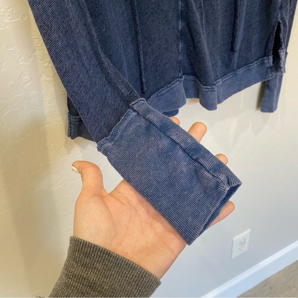 𝅺Free People Affogato Hacci Linen Blend Blouse Indigo Size S - Picture 7 of 9